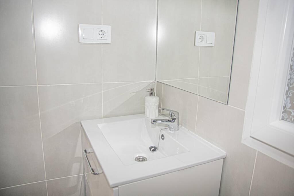 Lovely Modern Flat Valencia Center מראה חיצוני תמונה